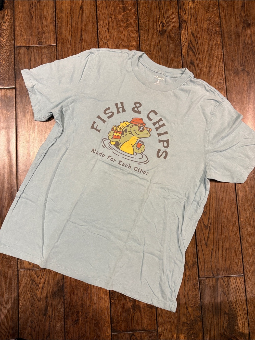 Old Navy Light Blue Fish & Chips Graphic Tee